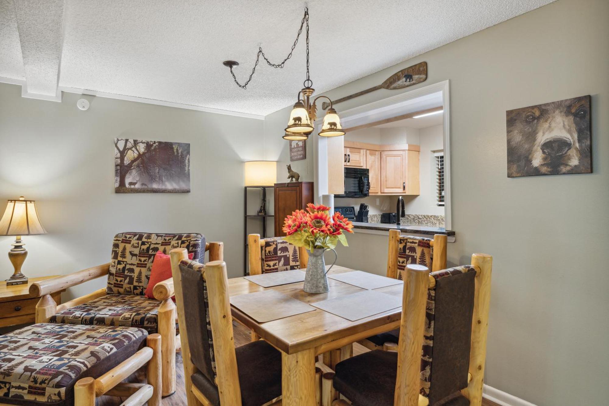 Obear Mountain Is A Newly Updated Condo In Chalet Village Of Gatlinburg! Экстерьер фото