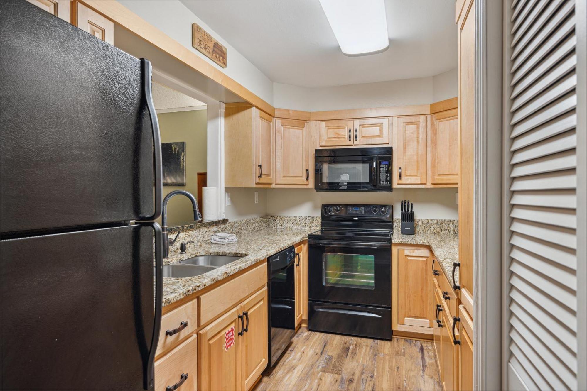 Obear Mountain Is A Newly Updated Condo In Chalet Village Of Gatlinburg! Экстерьер фото