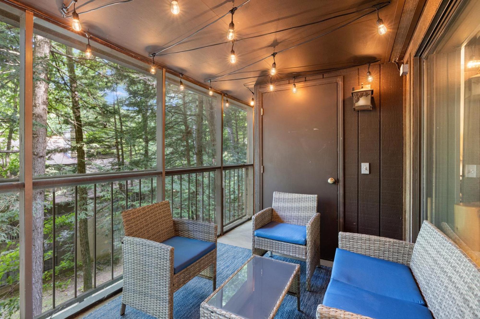 Obear Mountain Is A Newly Updated Condo In Chalet Village Of Gatlinburg! Экстерьер фото